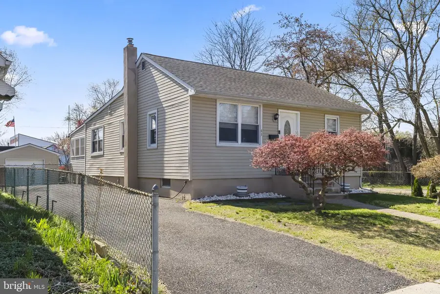 61 Alden Ave, Delran, NJ 08075 - #2