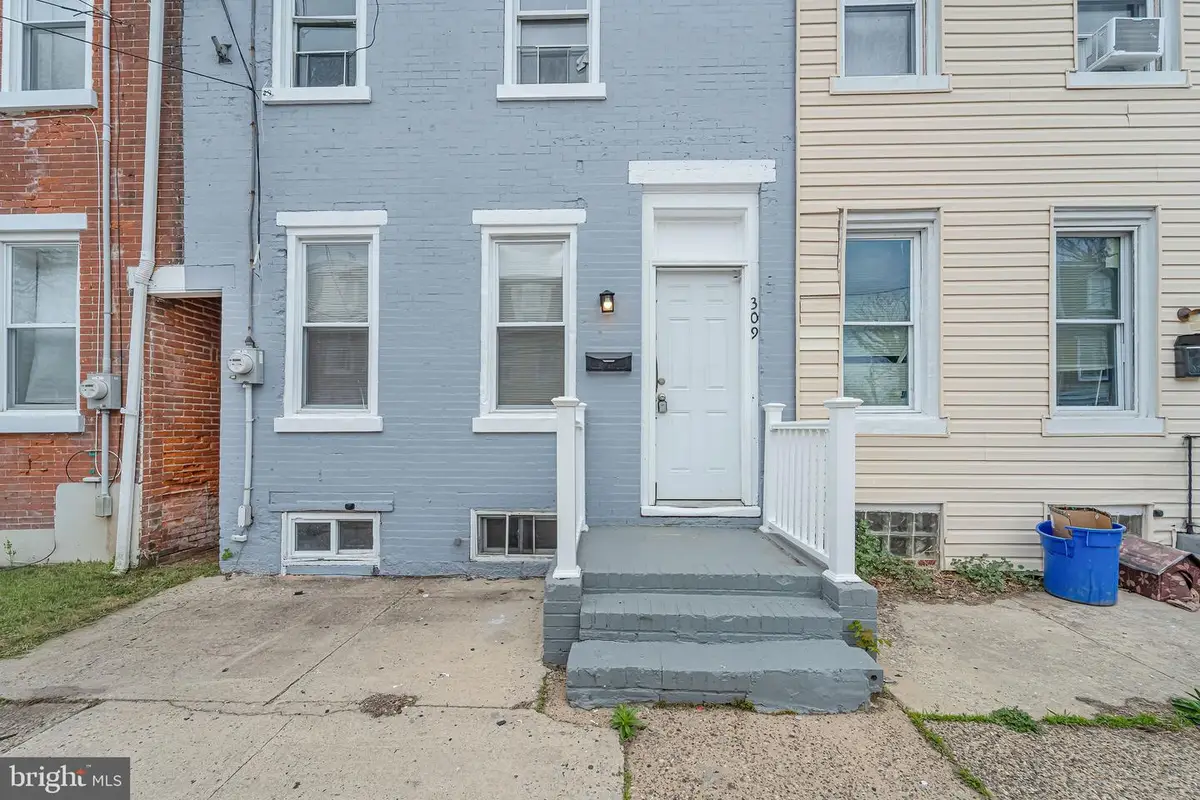 309 Jones Ave, Burlington, NJ 08016 - #1