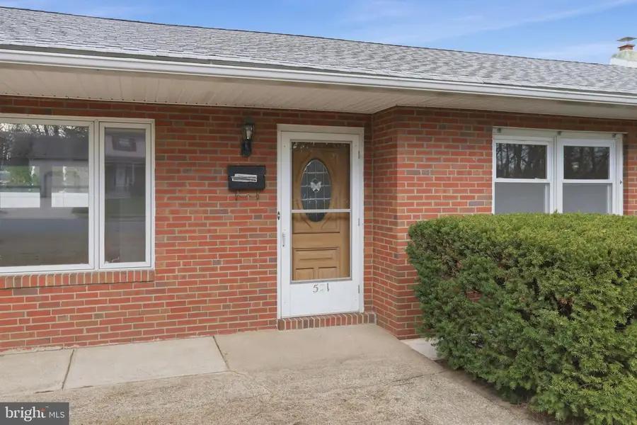 521 Leon Ave, Delran, NJ 08075 - #3