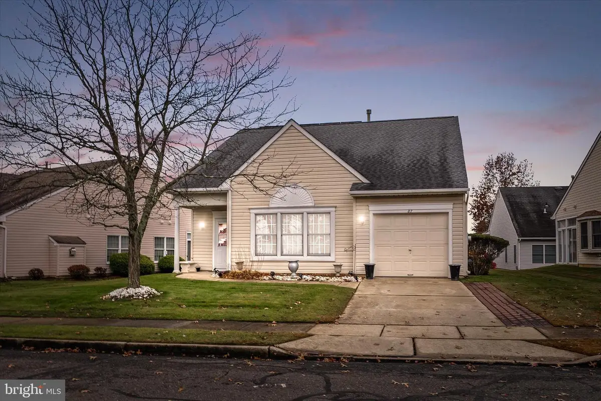 87 Horseshoe Ln S, Columbus, NJ 08022 - #1