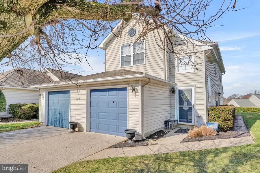 120 Alexander Rd, Beverly, NJ 08010 - #2