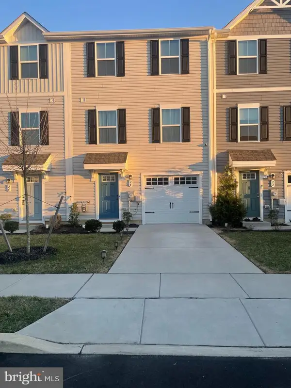 24-l Wendowski St, BEVERLY, NJ 08010