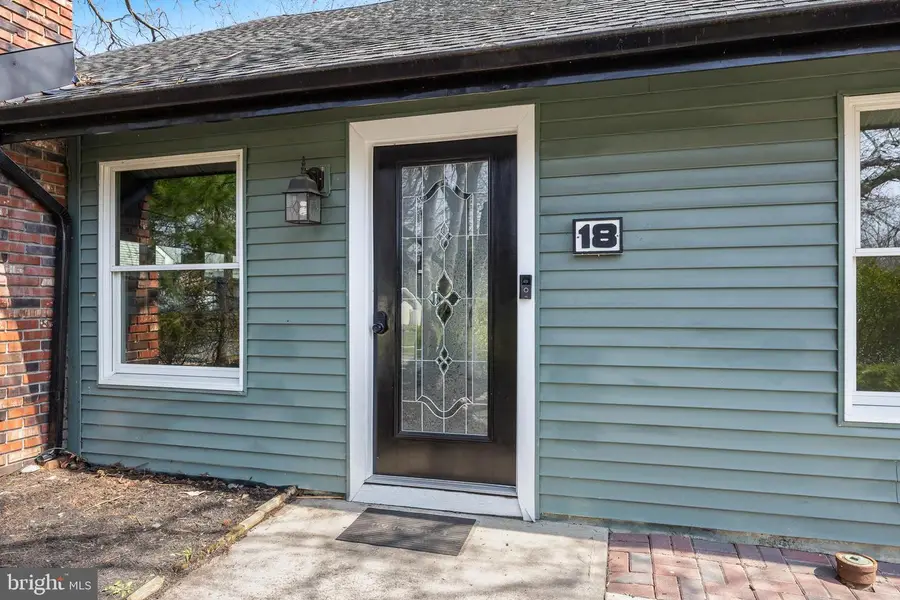 18 Holmes Ln, Marlton, NJ 08053 - #3