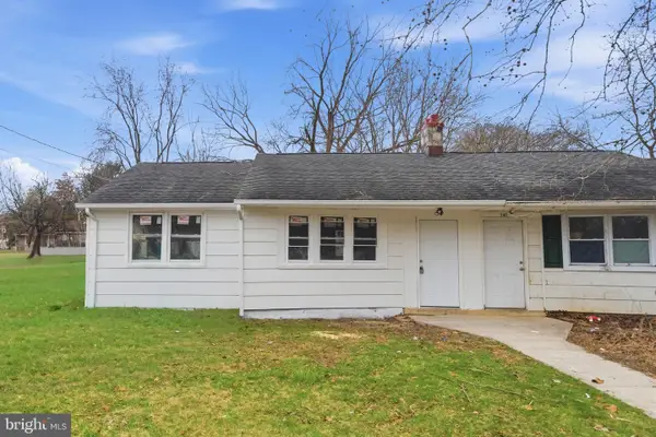 143 Kinsley Rd, PEMBERTON, NJ 08068