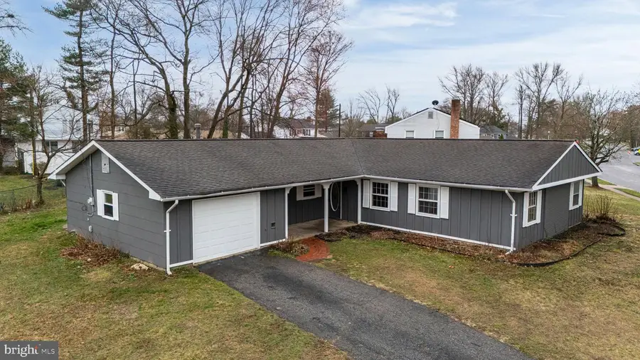 90 Twin Hill Dr, Willingboro, NJ 08046 - #2