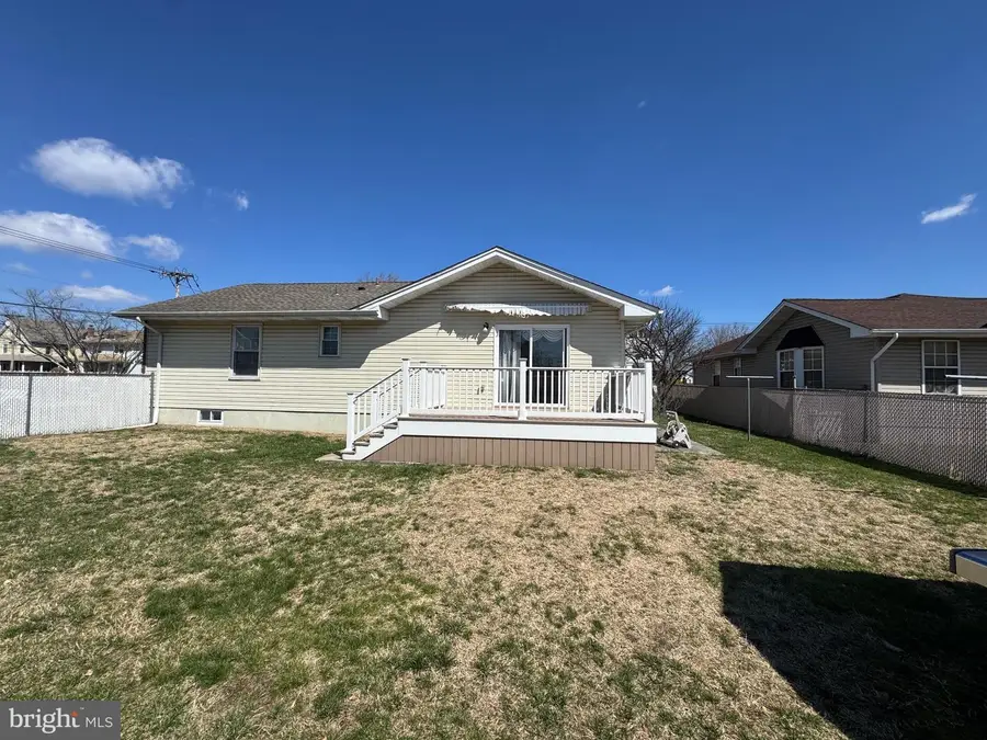 800 Bridgeboro St, Riverside, NJ 08075 - #2