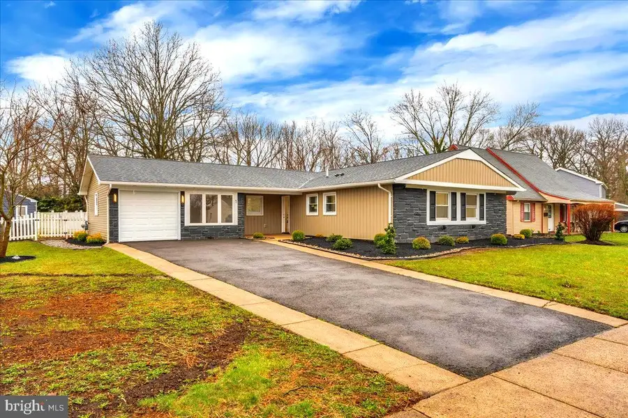 1 Hawley Pl, Willingboro, NJ 08046 - #3