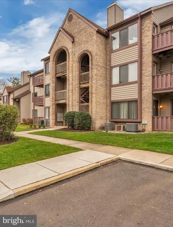 5011-b Dunbarton Rd, Mount Laurel, NJ 08054 - #1