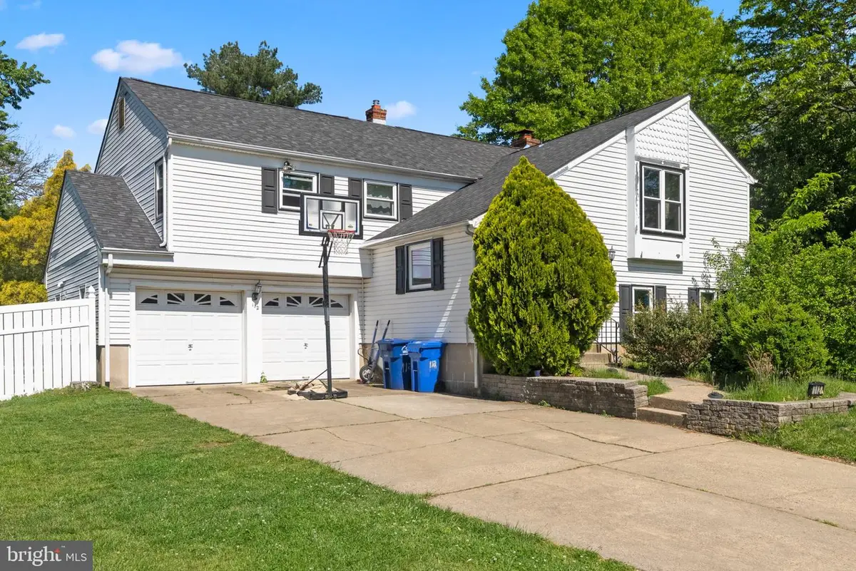 112 Williamsburg Way, Mount Laurel, NJ 08054 - #1