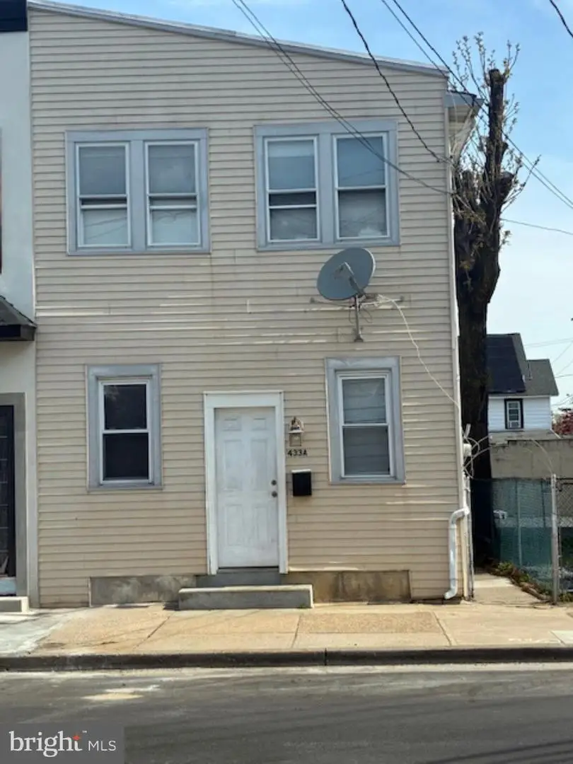 433 Bridgeboro St, Riverside, NJ 08075 - #1