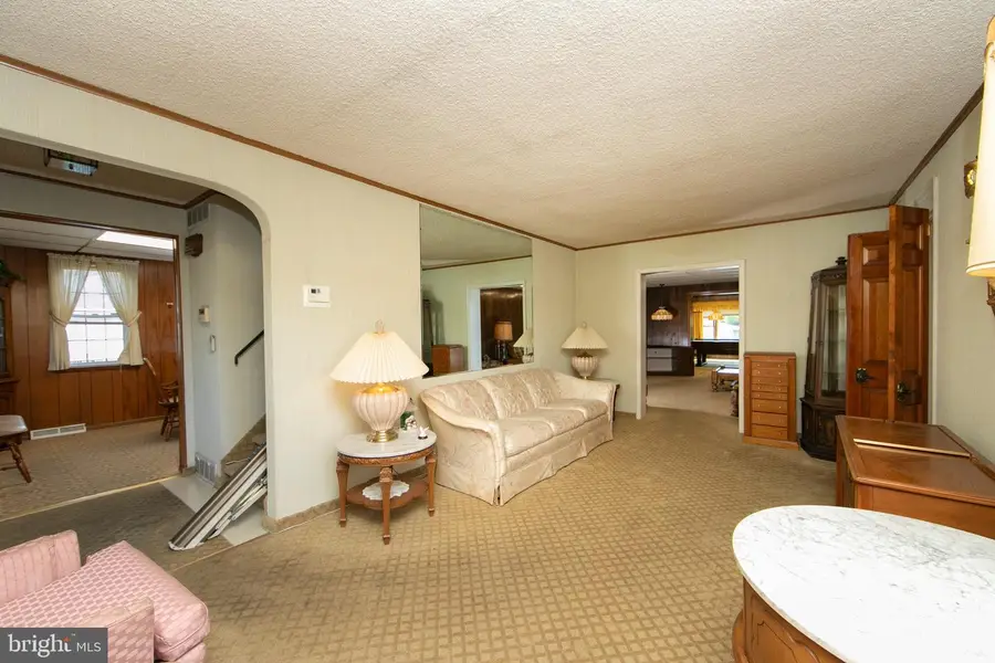 106 W Mill Rd, Maple Shade, NJ 08052 - #3