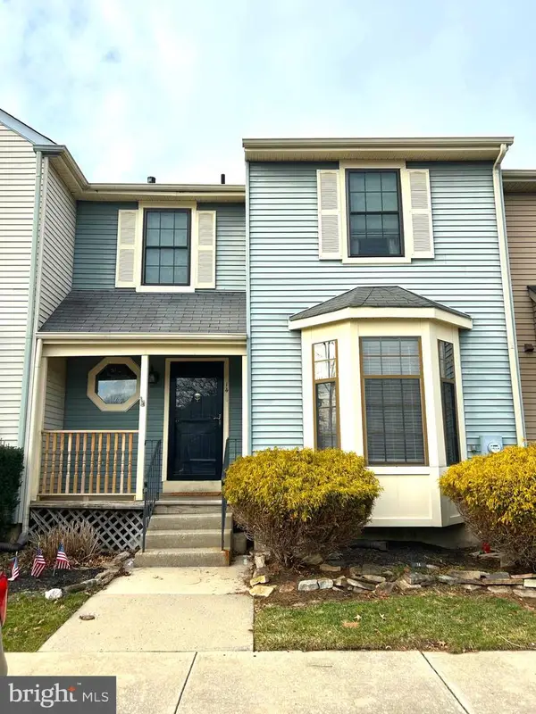 14 Chablis Ct, MARLTON, NJ 08053