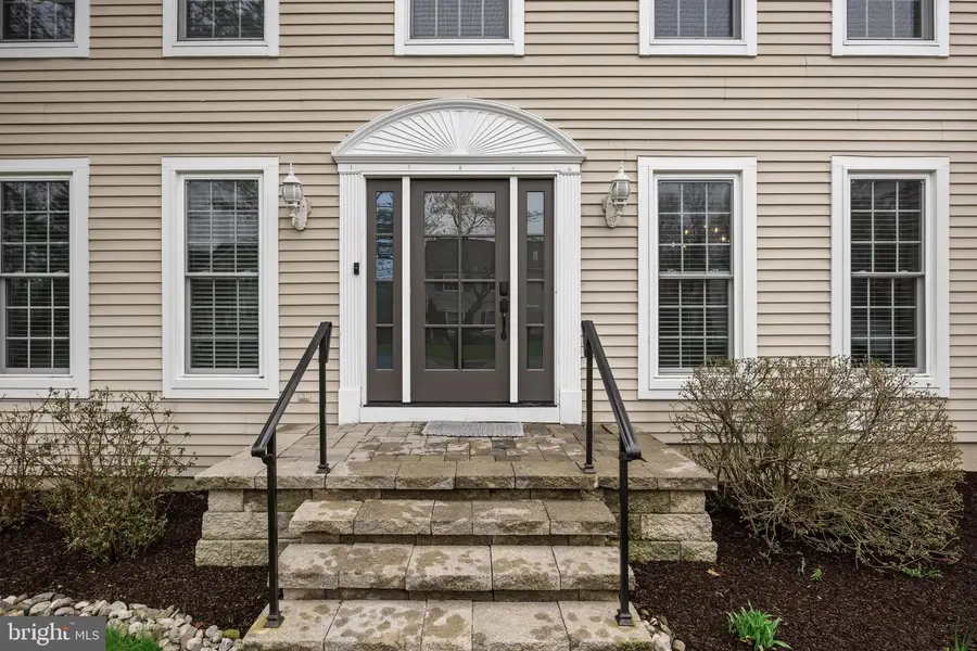 4 Mill Run Ct, Medford, NJ 08055 - #3