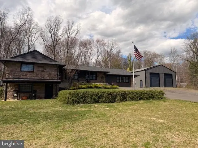 158 Larrison Rd, Wrightstown, NJ 08562 - #1