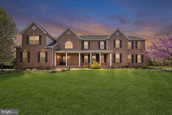 25 Sherwood Ln, COLUMBUS, NJ 08022