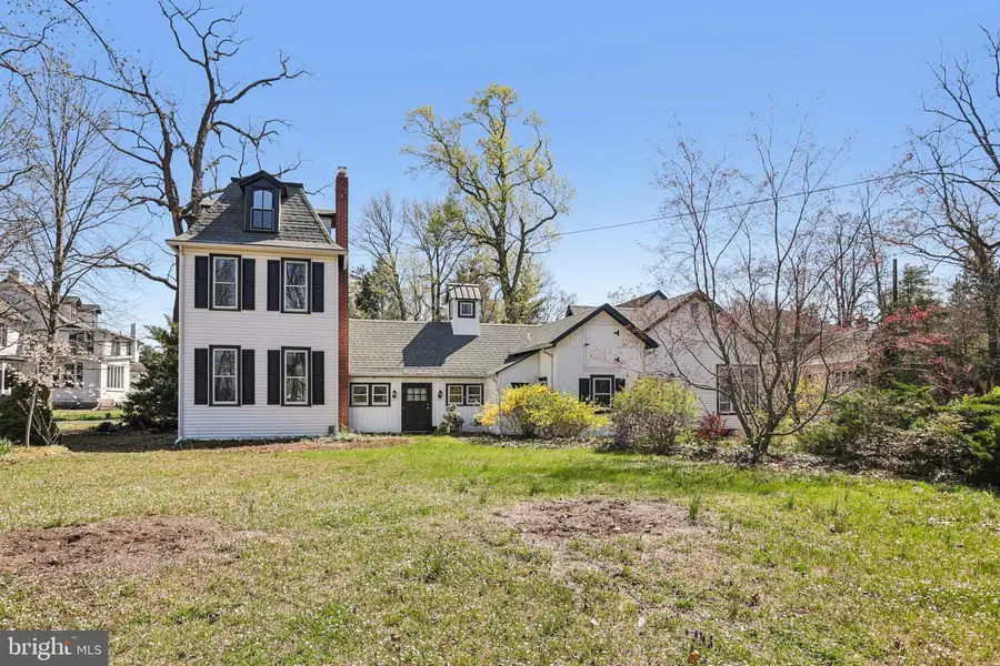 1 W Linden Rd, Burlington, NJ 08016 - #3