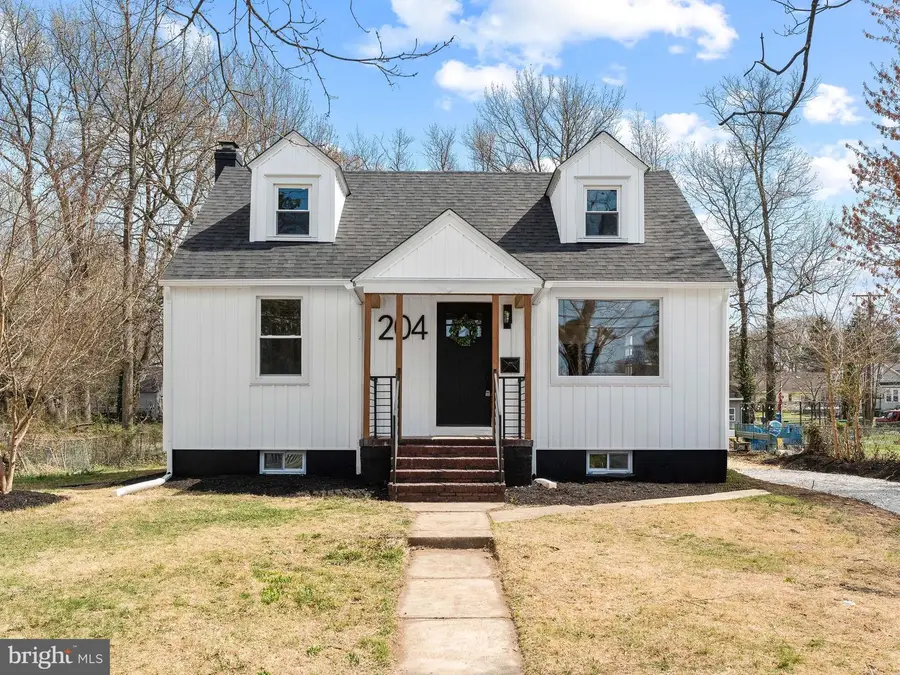 204 E Mill Rd, Maple Shade, NJ 08052 - #2