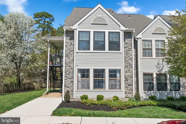 41 Chelmsford Ct, MARLTON, NJ 08053