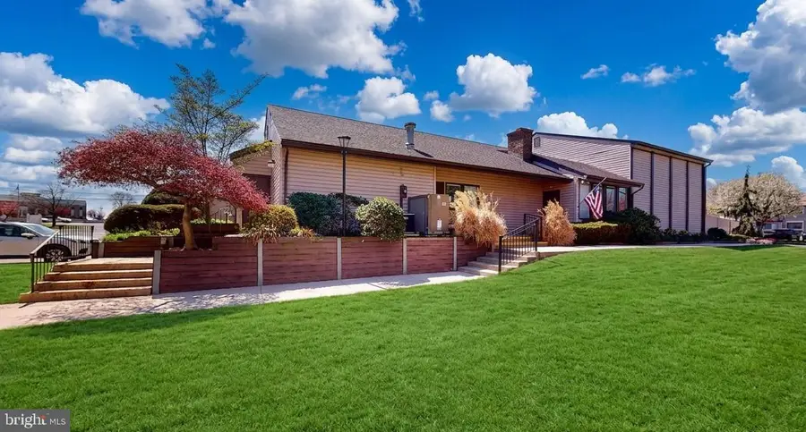 115 E Kings Hwy #325, Maple Shade, NJ 08052 - #3