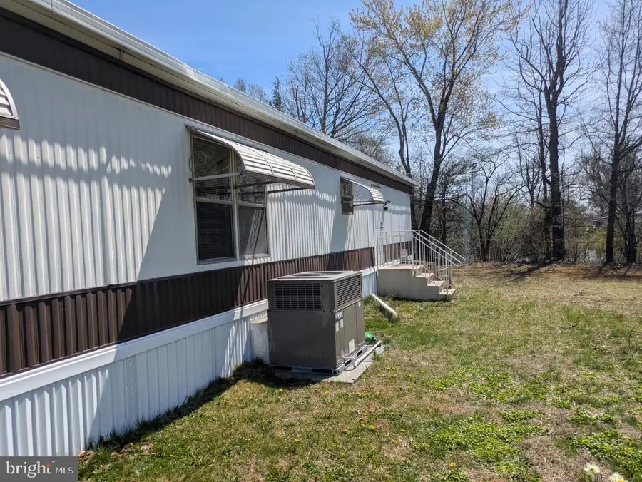 24 Lakeshore Drive, Southampton, NJ 08088 - #3