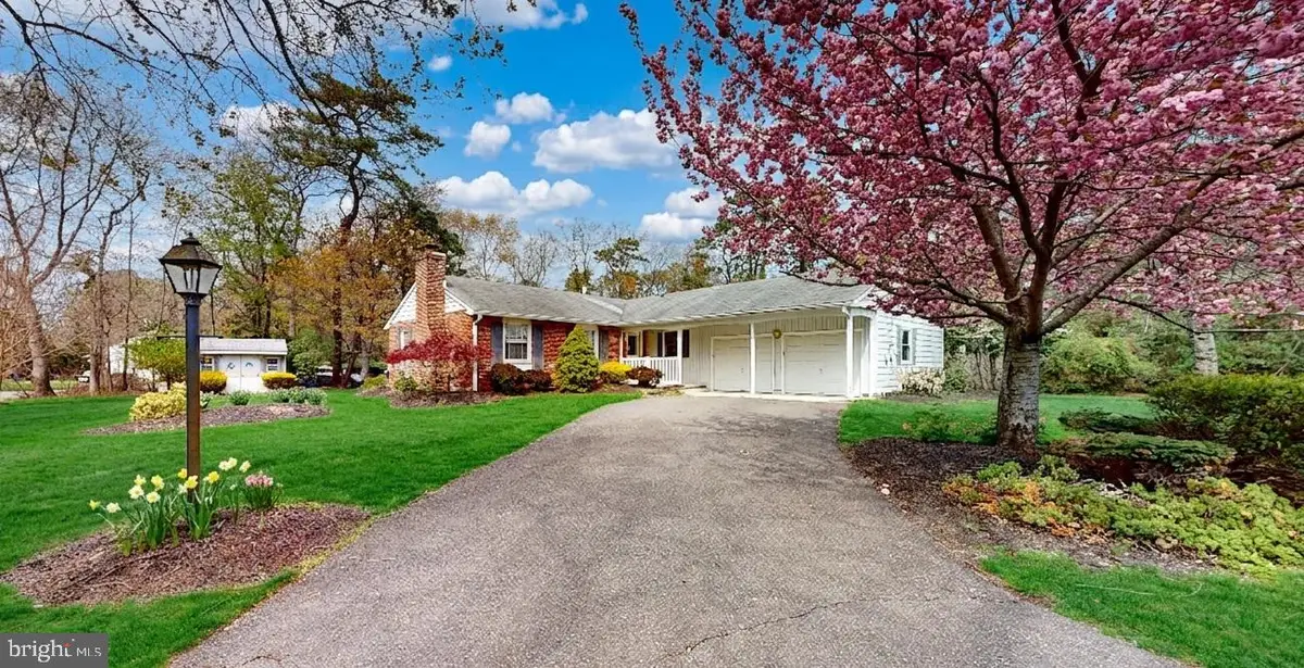 7 Pin Oak Trl, Medford, NJ 08055 - #1