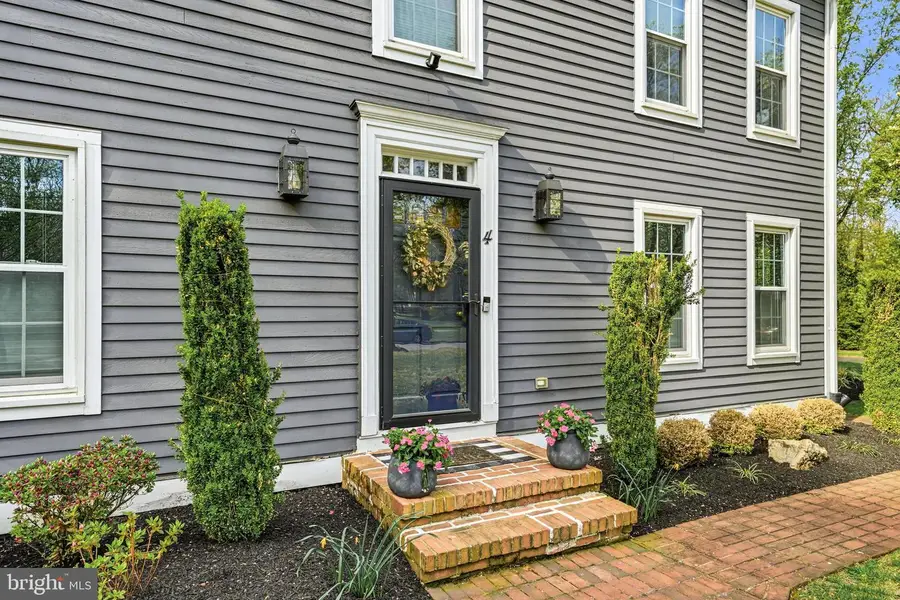 4 Cove Ct, Moorestown, NJ 08057 - #3