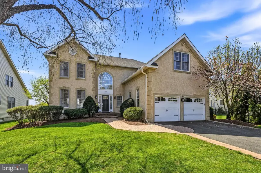 304 Laurel Creek Blvd, Moorestown, NJ 08057 - #2