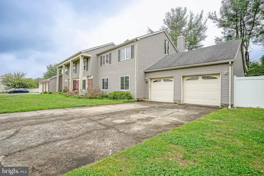 514 Meadow Ct, Mount Laurel, NJ 08054 - #3