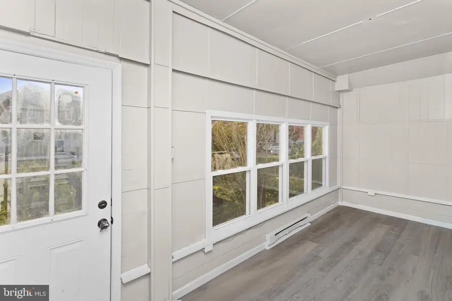 134 4th Ave, Roebling, NJ 08554 - #3