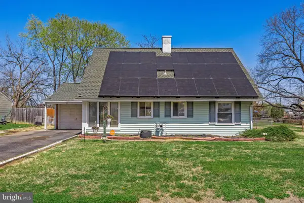 181 Pageant Ln, WILLINGBORO, NJ 08046