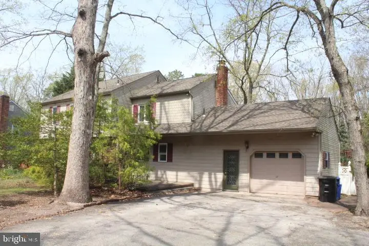 5 Stonehenge Dr, Medford, NJ 08055 - #3