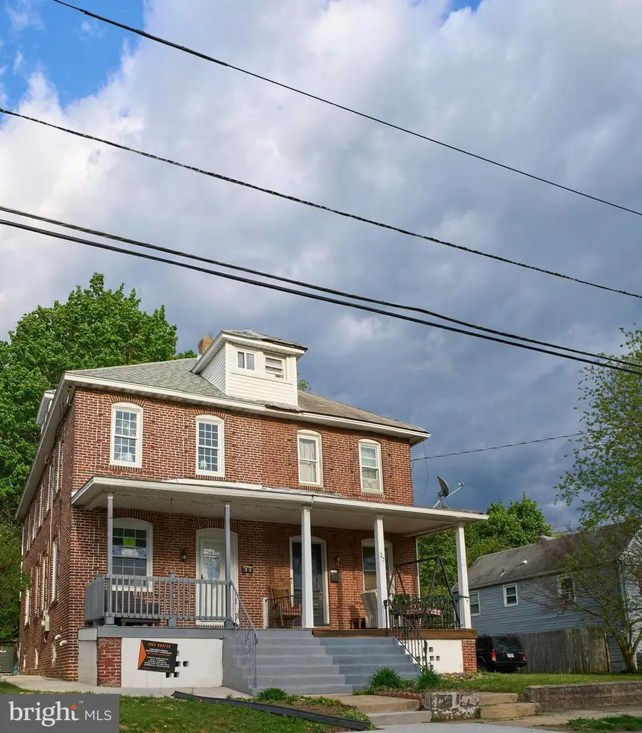 25 S Holly Ave, Maple Shade, NJ 08052 - #2