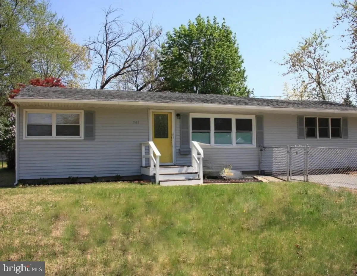 541 Windsor Ave, Maple Shade, NJ 08052 - #1