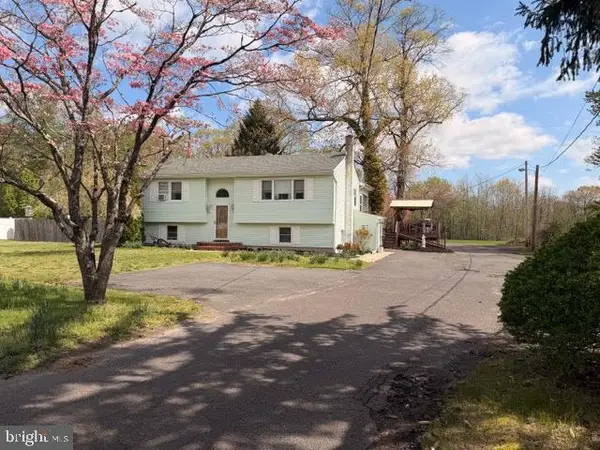 69 Hockamick Rd, COOKSTOWN, NJ 08511