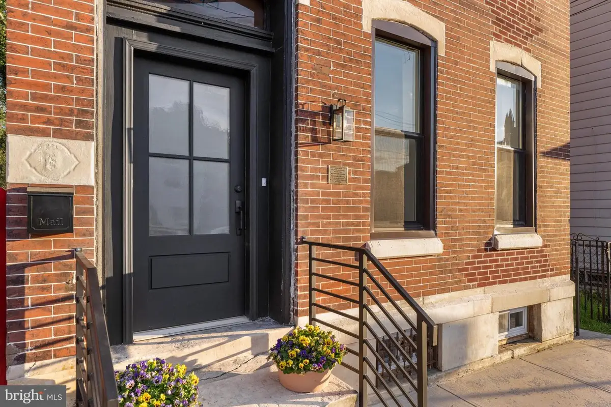 122 E Broad St, Burlington, NJ 08016 - #1