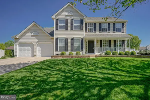 8 Melville Dr, MEDFORD, NJ 08055