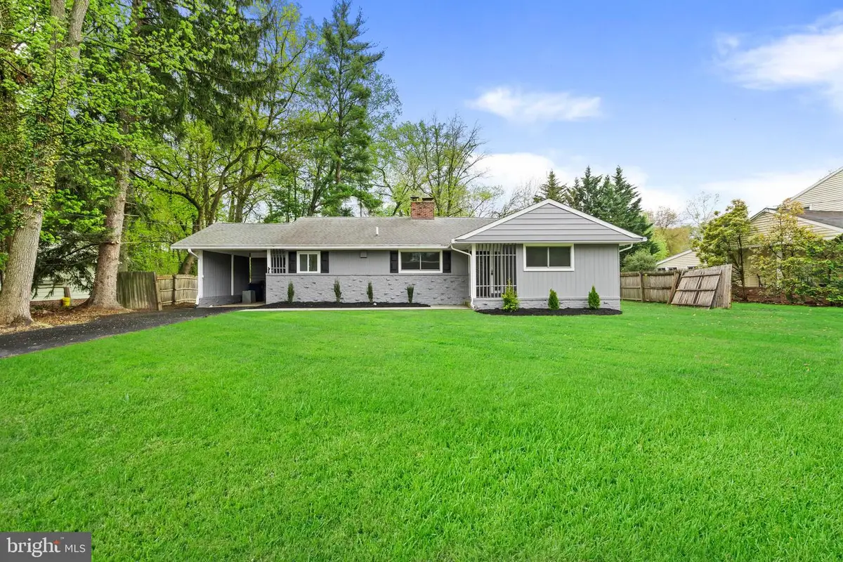 308 Kenwood Dr, Moorestown, NJ 08057 - #1