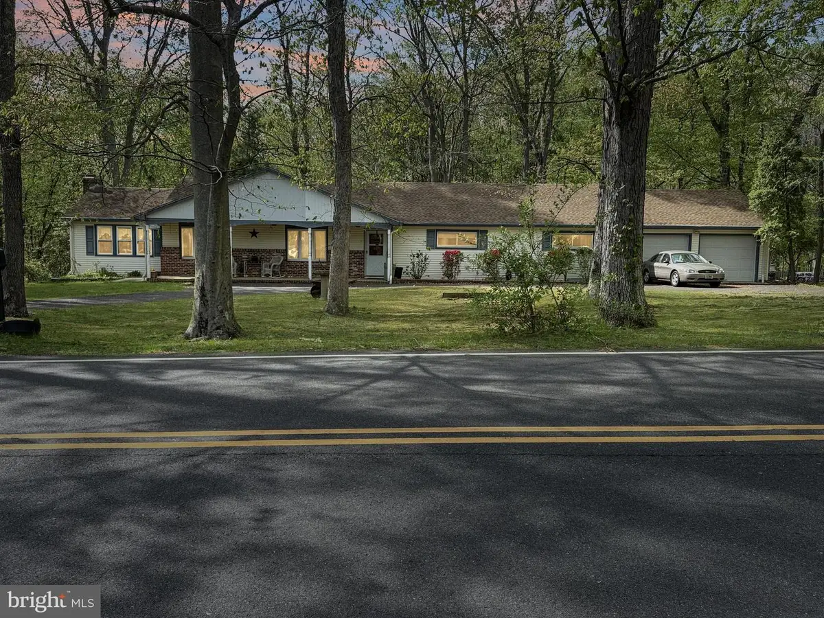 230 Burrs Rd, Burlington, NJ 08016 - #1