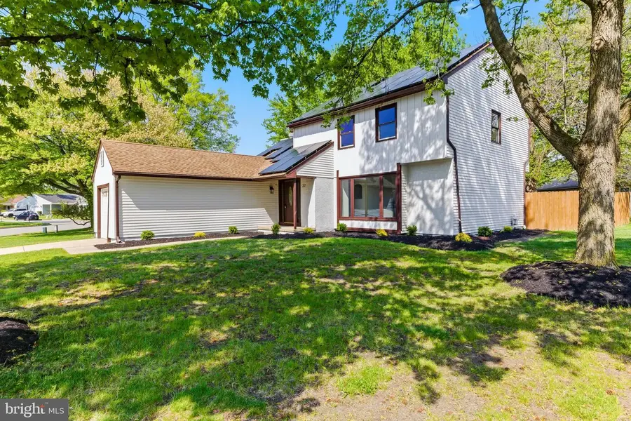 27 Gardenia Dr, Mount Laurel, NJ 08054 - #2