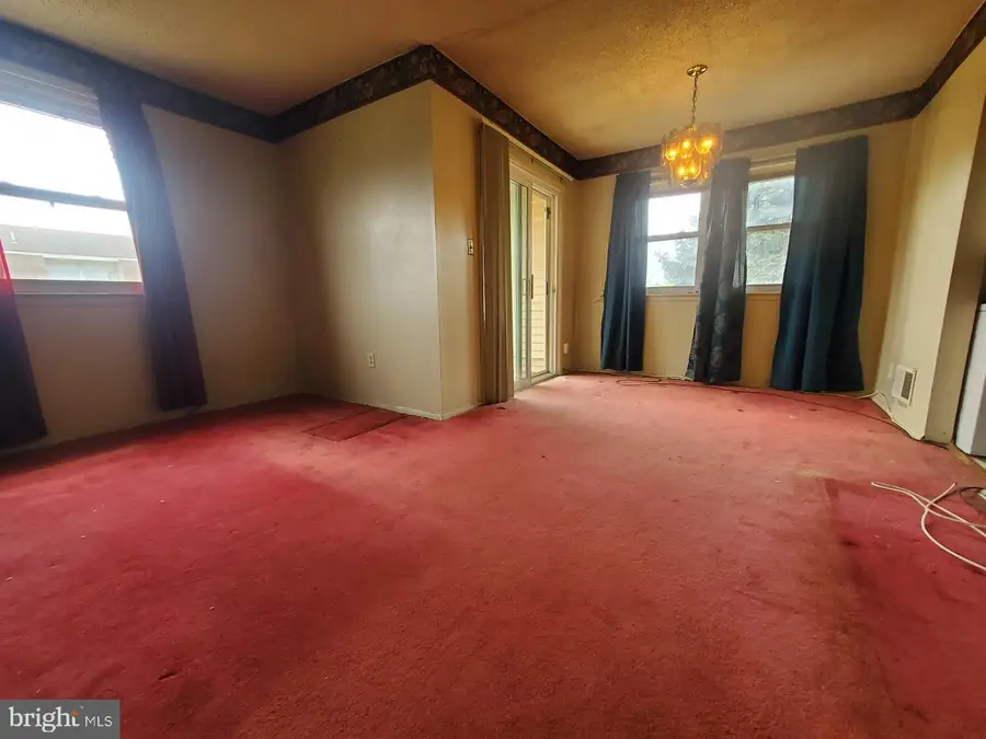 25--7 Florence Tollgate Pl, Burlington, NJ 08016 - #2