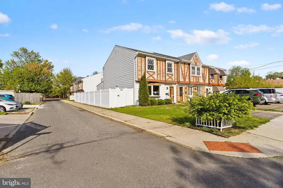 1 Hankins Aly, Bordentown, NJ 08505 - #3