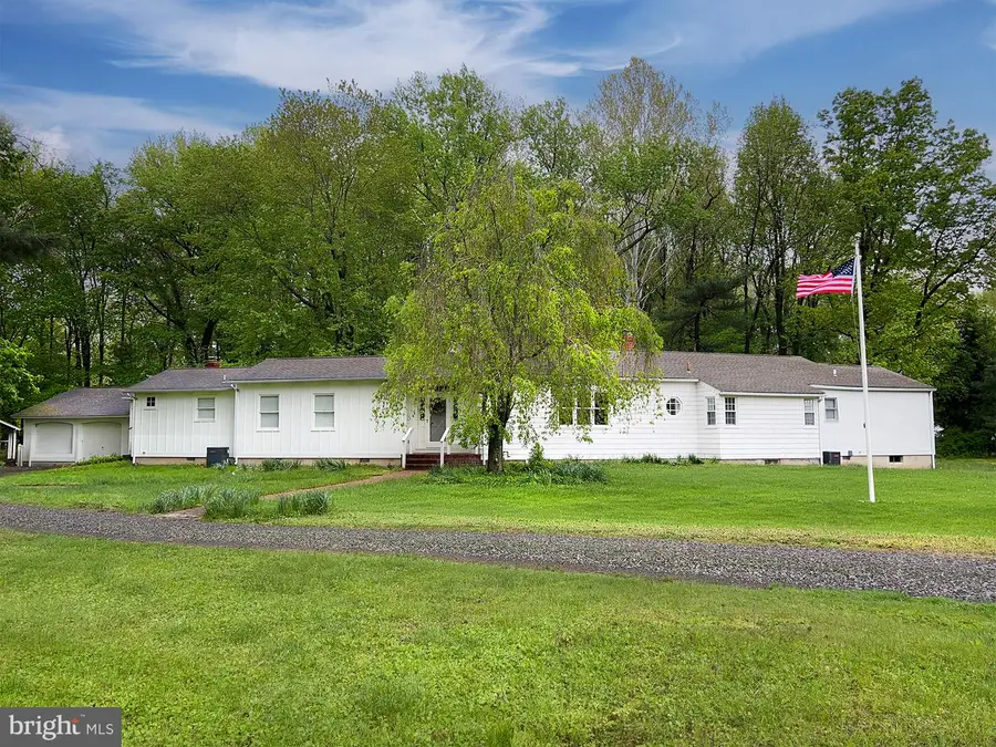 331 Bridgeboro Rd, Moorestown, NJ 08057 - #2