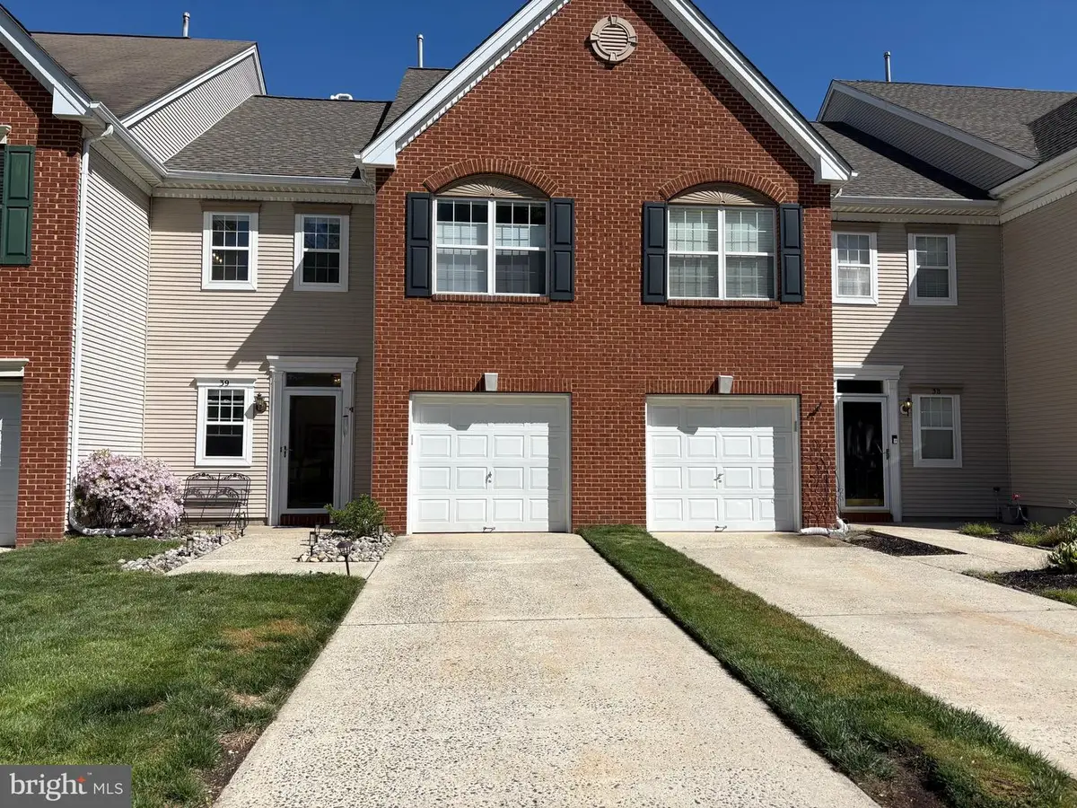 39 Congress Cir, Medford, NJ 08055 - #1