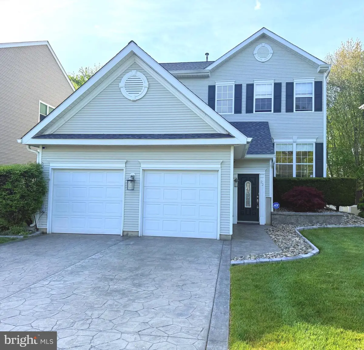 22 Tomahawk Dr, Burlington, NJ 08016 - #1
