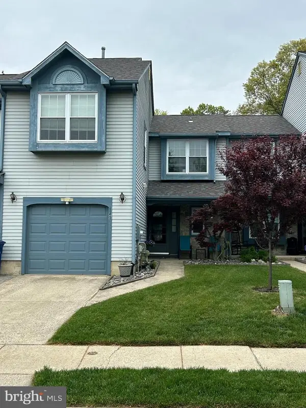 140 Kettlebrook Dr, MOUNT LAUREL, NJ 08054