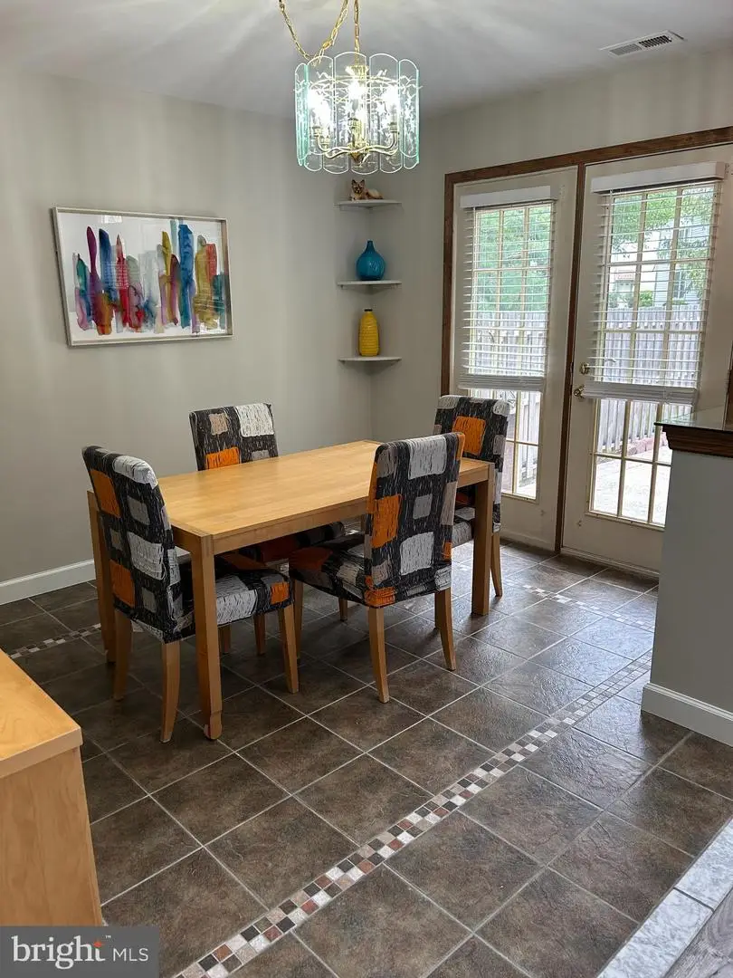 140 Kettlebrook Dr, Mount Laurel, NJ 08054 - #3