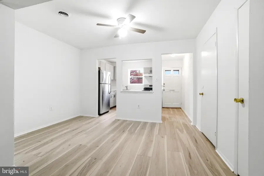 1137 Kaye Ct, Burlington, NJ 08016 - #2