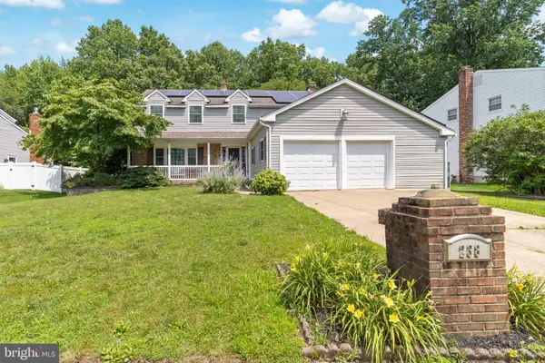 238 St David Dr, MOUNT LAUREL, NJ 08054