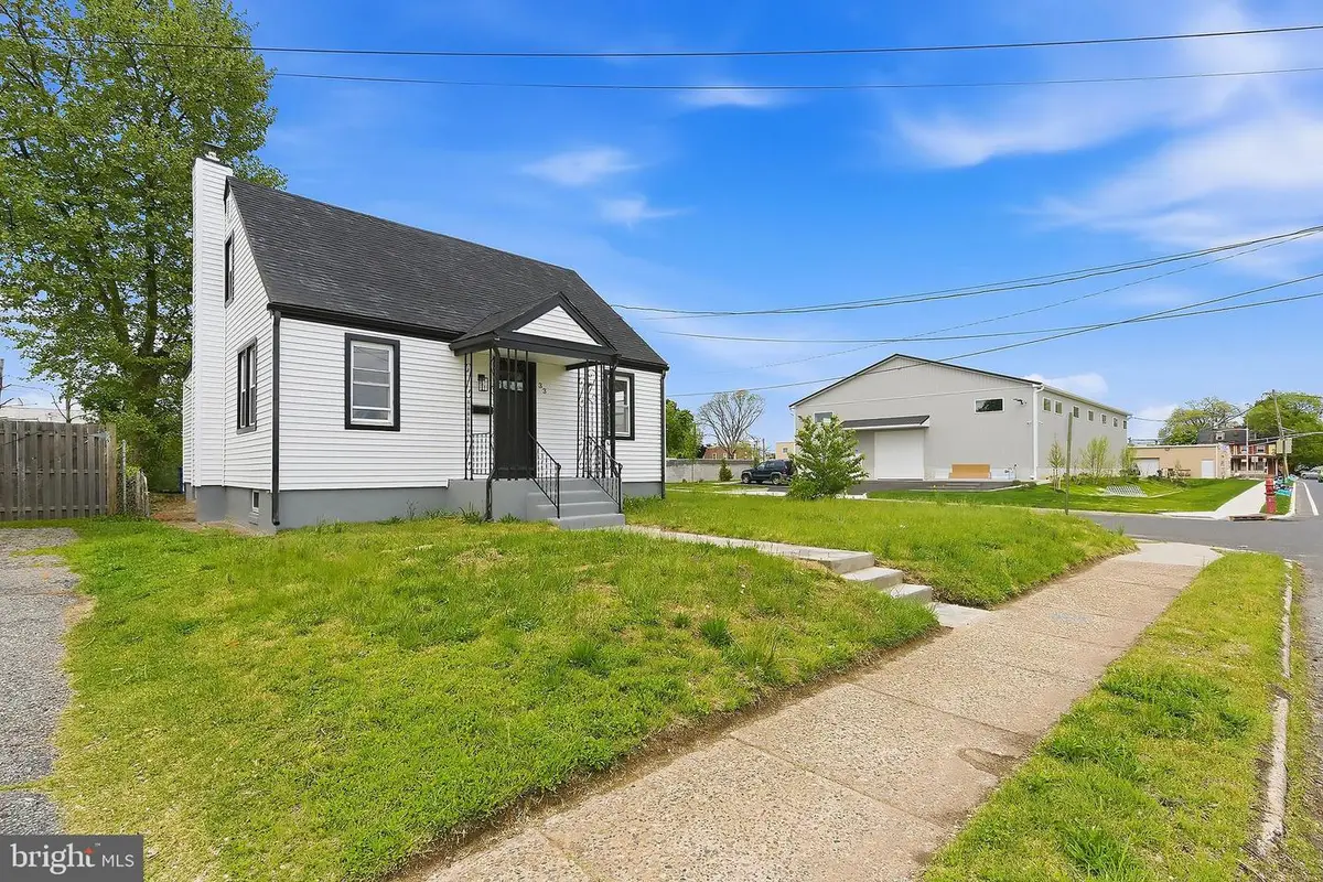 33 Morris Ave, Burlington, NJ 08016 - #1