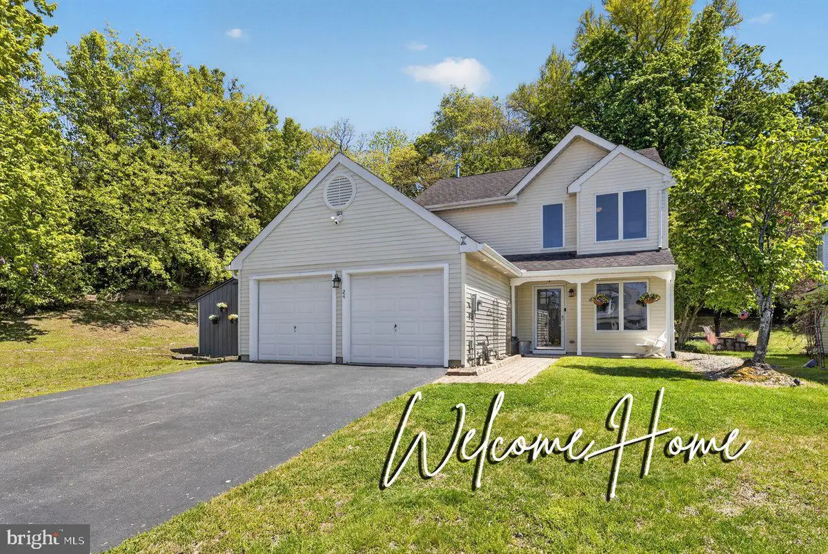 24 Tudor Dr, Burlington, NJ 08016 - #1